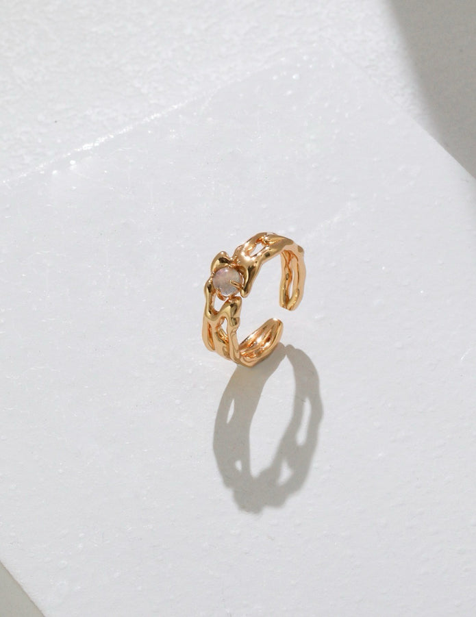 "Moonbeam" Moonstone Ring