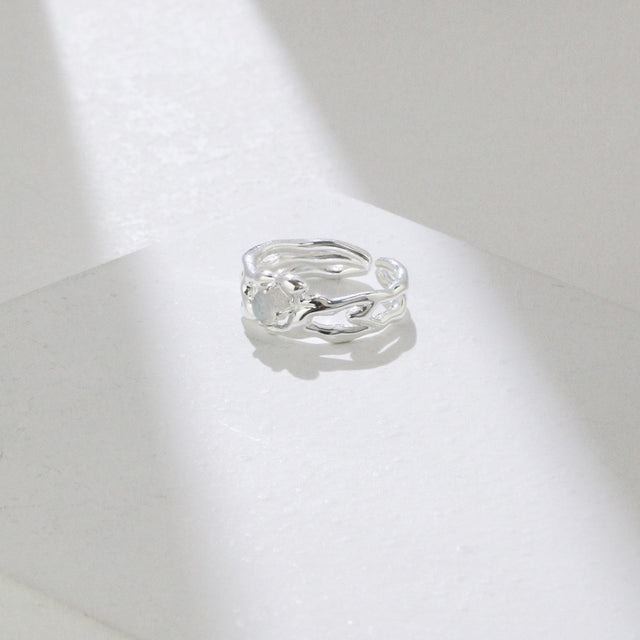 "Moonbeam" Moonstone Ring