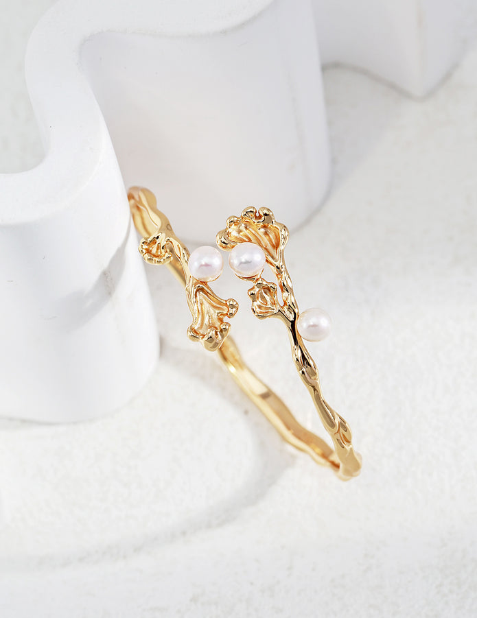 "Wave Dance" Pearl Bangle