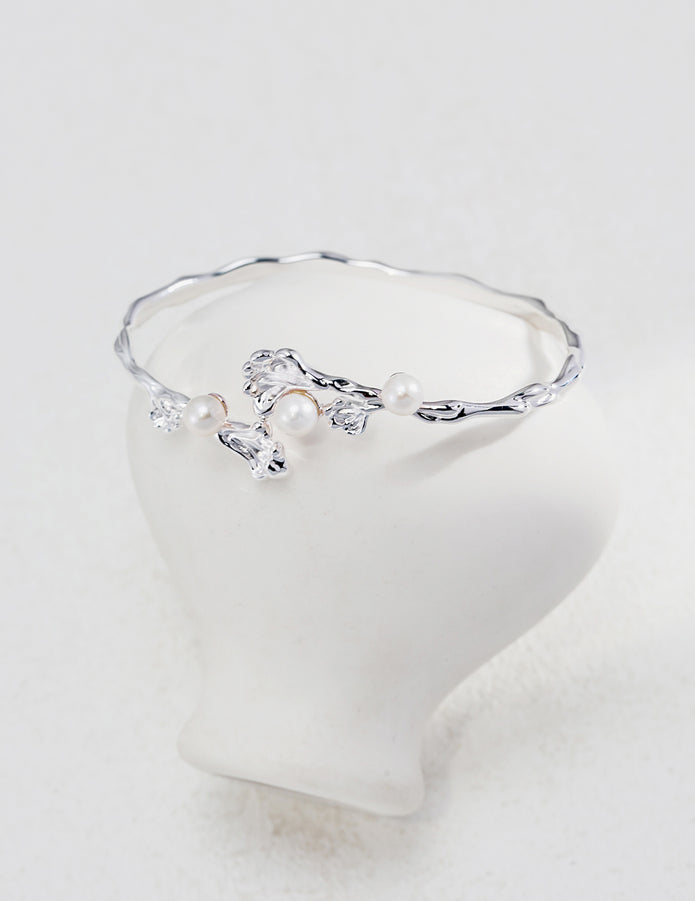 "Wave Dance" Pearl Bangle