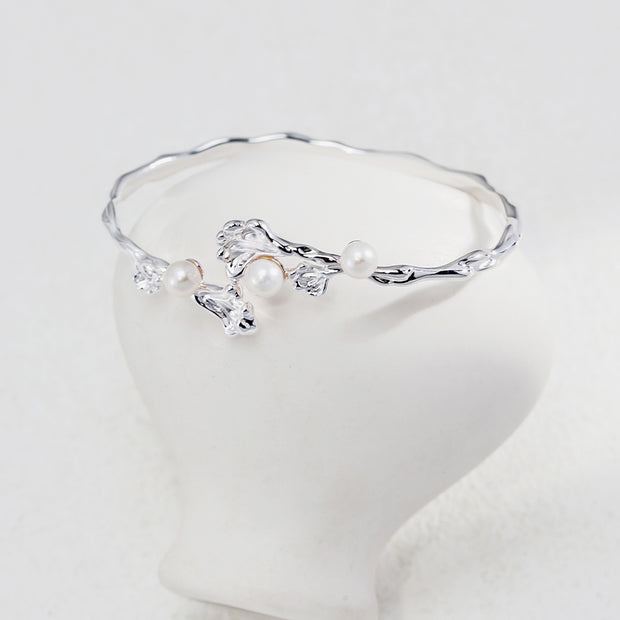 "Wave Dance" Pearl Bangle
