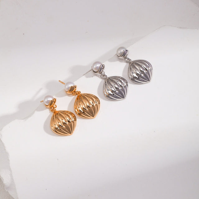 "Tide Pumpkin" Pearl Earrings