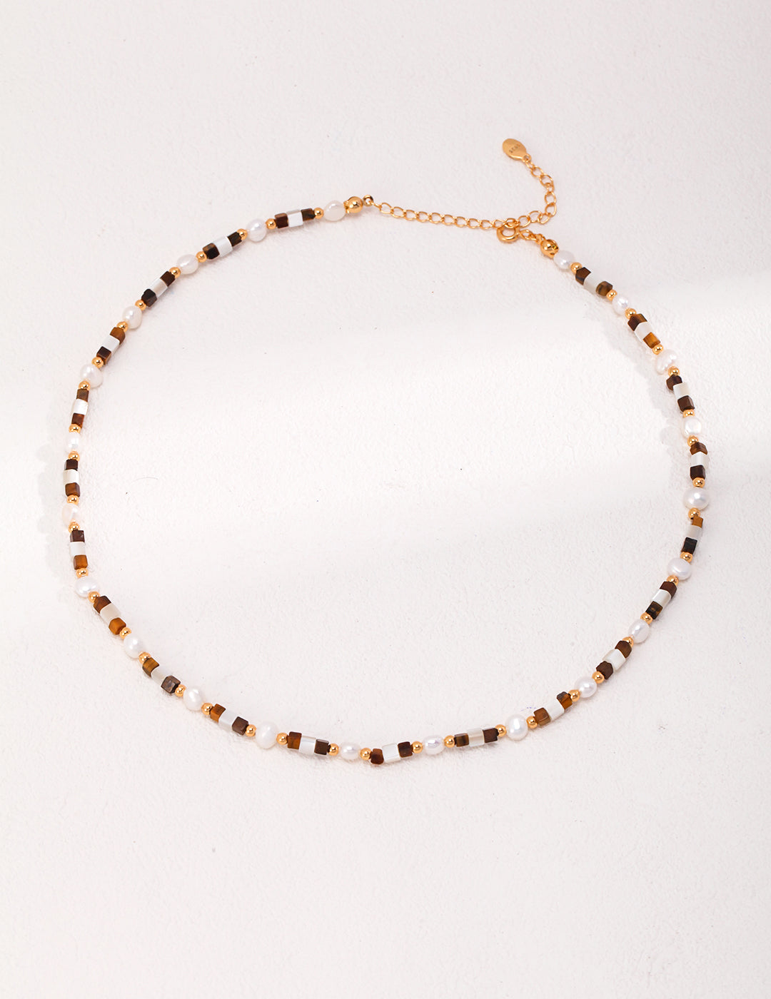 “Vintage Glow” Silver Necklace