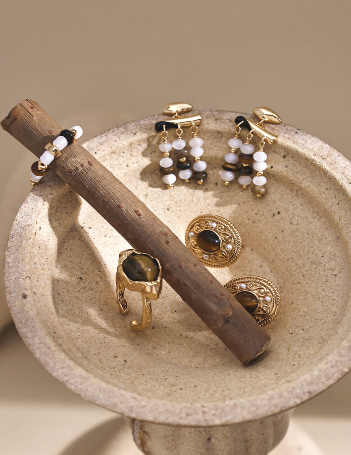 “Vintage Glow” Silver Earrings
