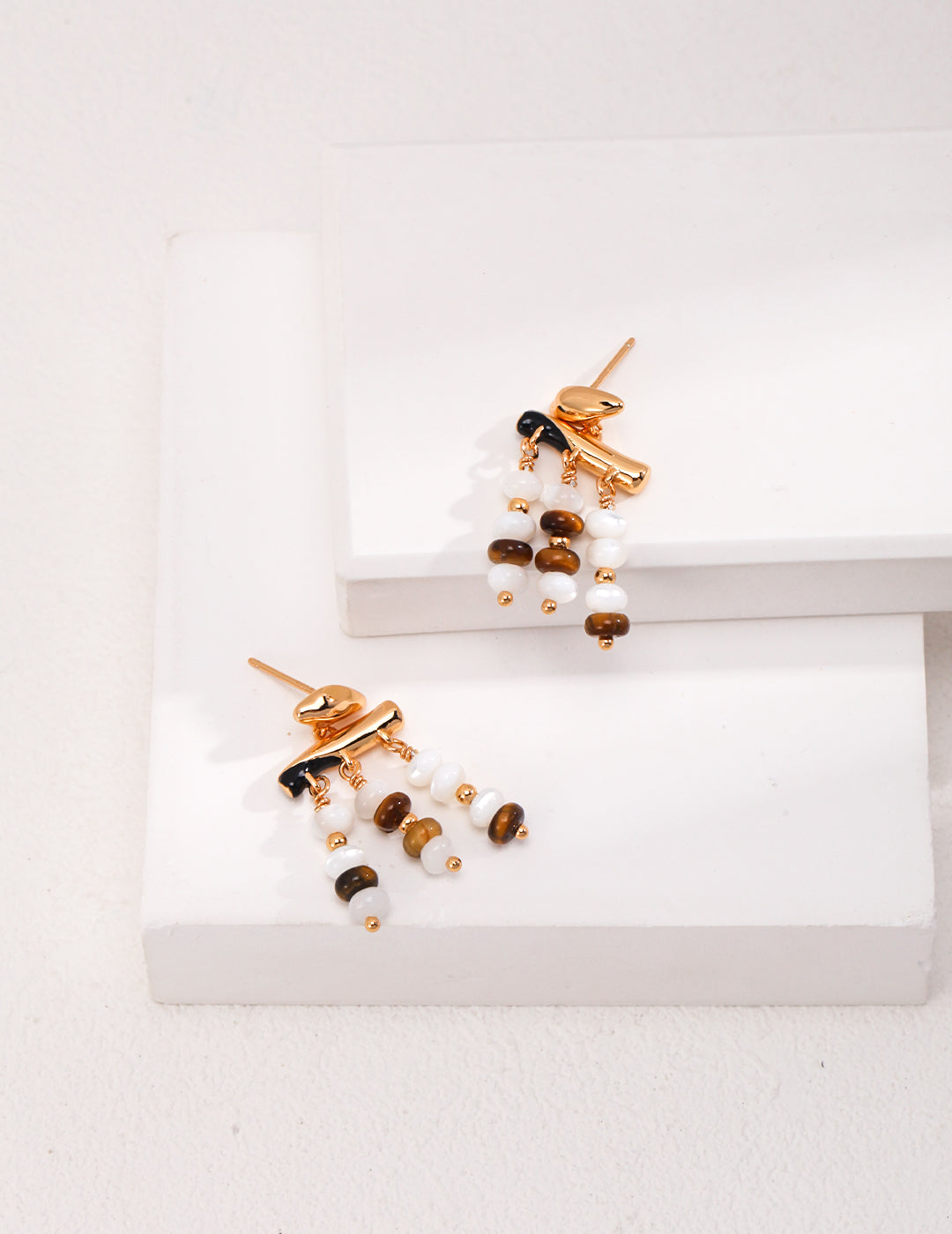 “Vintage Glow” Silver Earrings