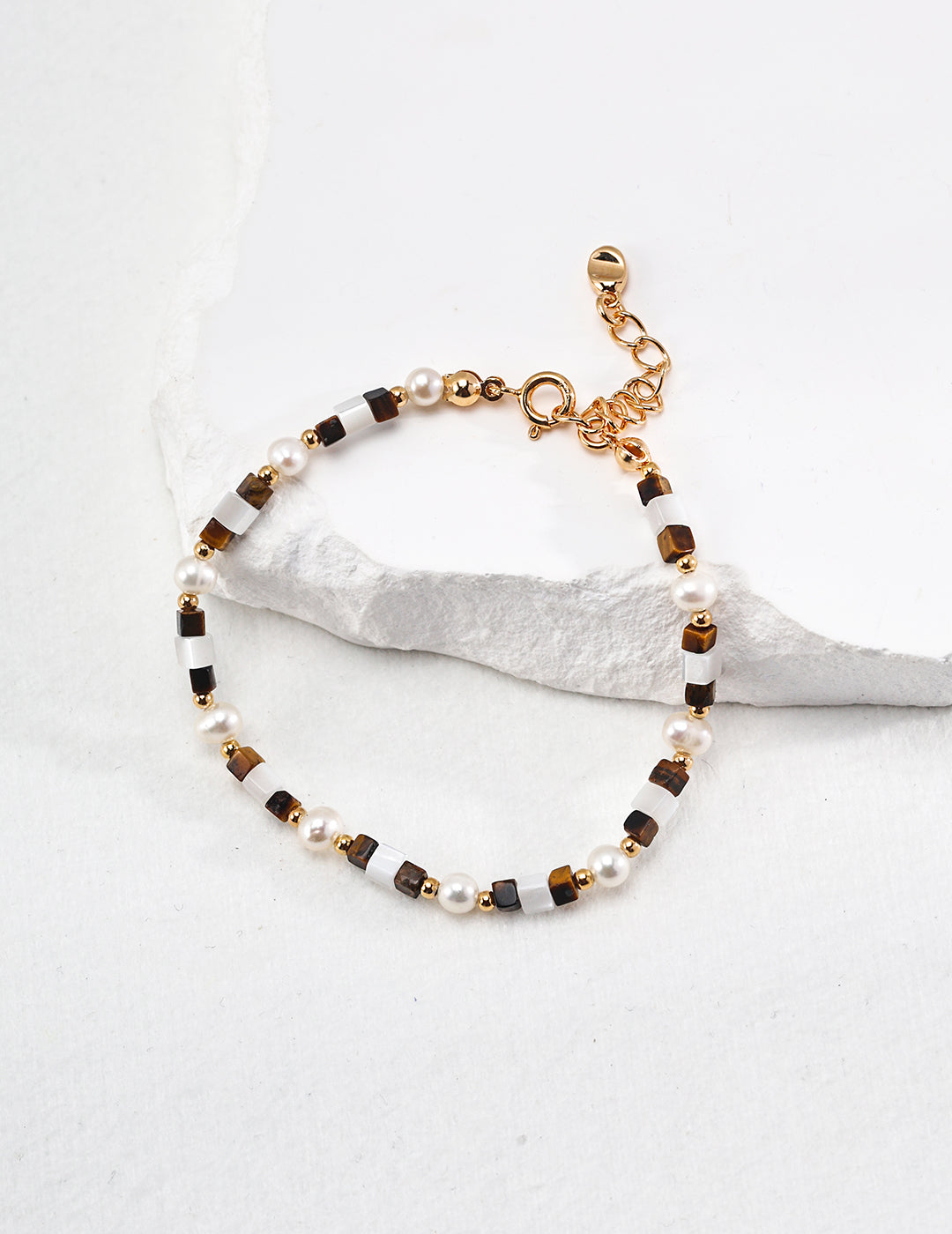 “Golden Gaze” Silver Tiger Eye Bracelet