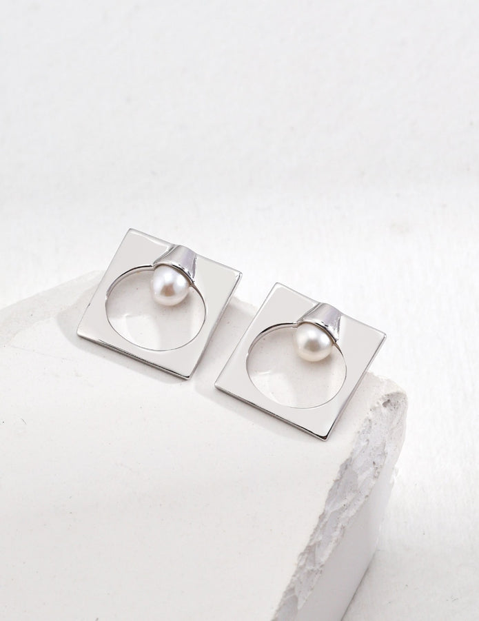 "Luna Grace" Pearl Earrings