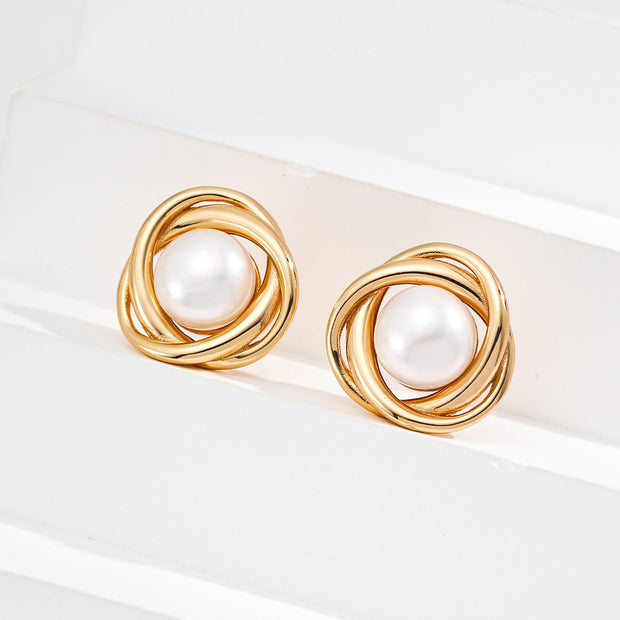 “Pure Muse” Pearl Earrings 2