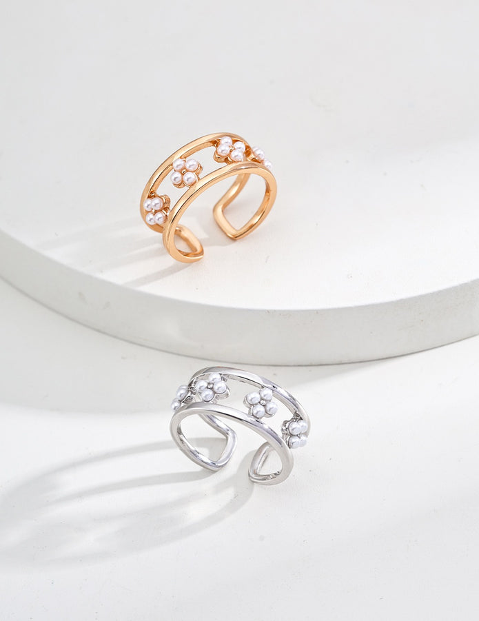 "Fleur de Perle" Petite Bloom Ring
