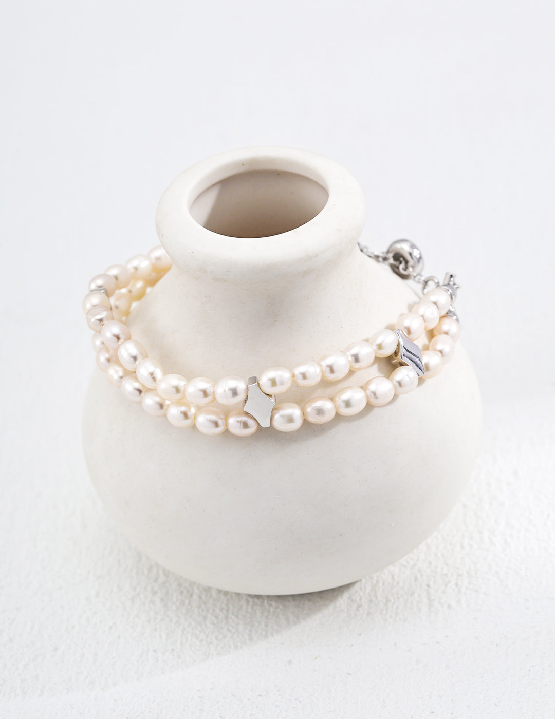 “Pure Muse” Pearl Bracelet