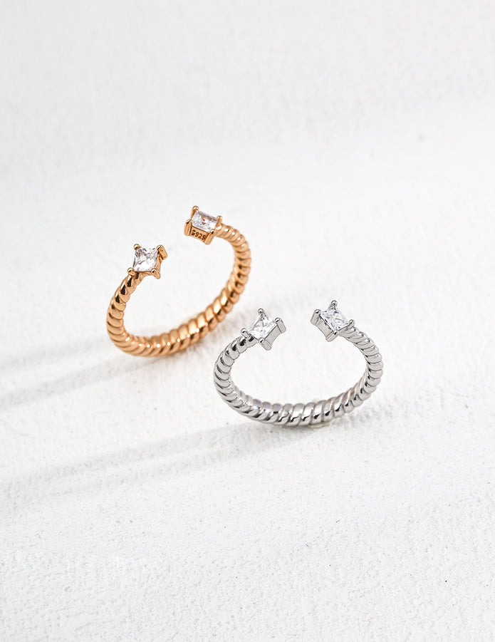 “Lumière” Silver Zircon Ring