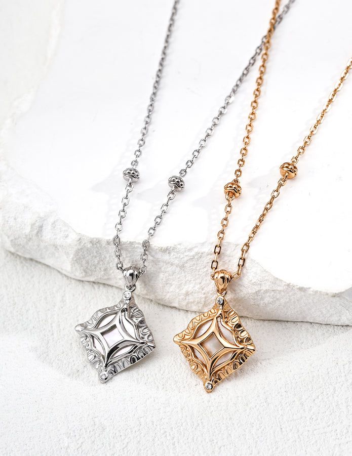 "Reverie" Pearl Necklace
