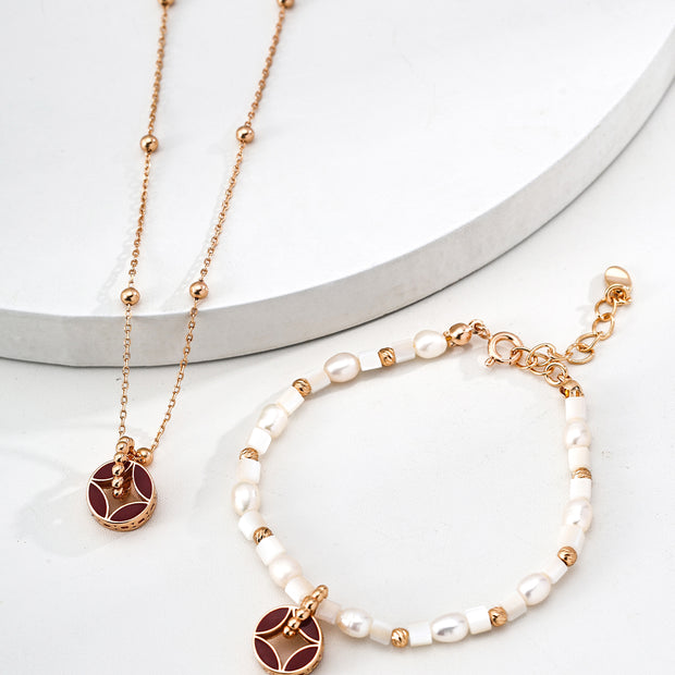 "Noble Crest" Silver Bracelet