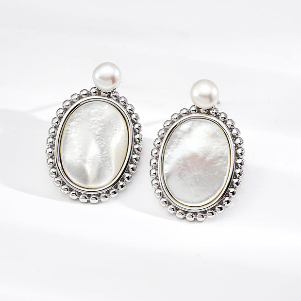 "Reverie" Pearl Earrings